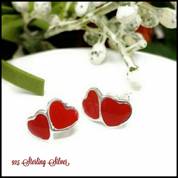 925 Sterling Silver Double Heart Red Enamel Stud Earrings. New - Picture 1 of 6